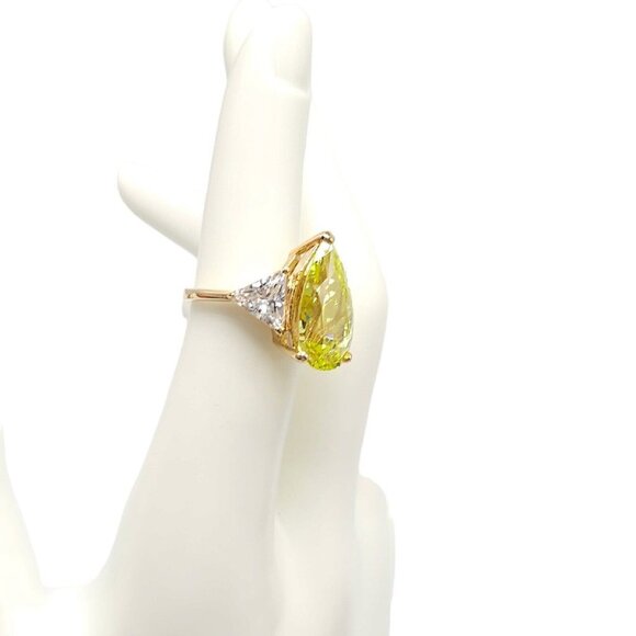 UNCAS Gold Vermeil Over Sterling Large Pear Cut Yellow Rhinestone Ring Size 5 - Picture 3 of 6